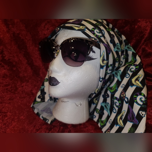 Tortoise Sunglasses - Picture 2 of 8